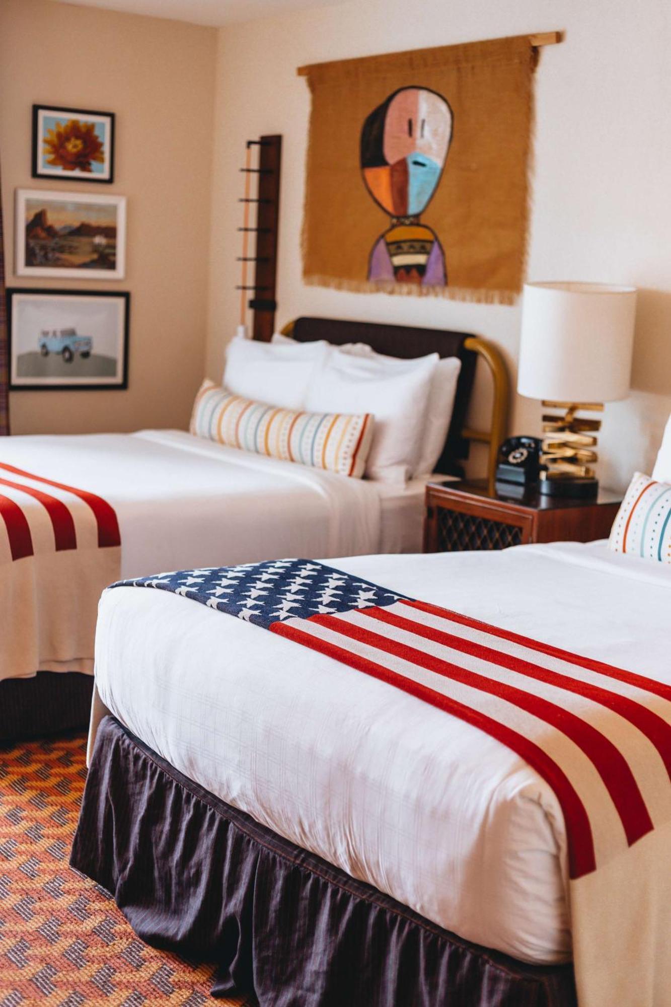 Graduate Tempe Hotel Bagian luar foto