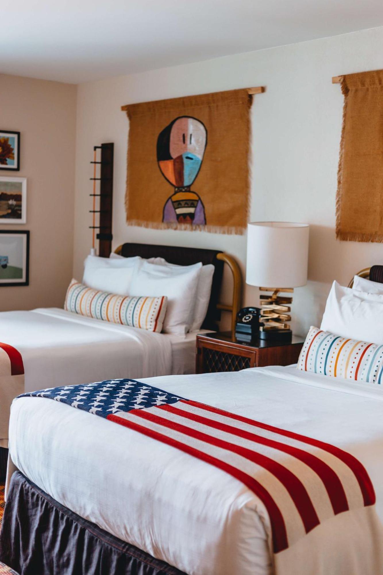 Graduate Tempe Hotel Bagian luar foto